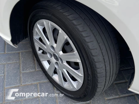 VOYAGE 1.0 12V MPI Totalflex