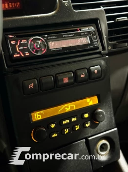 ZAFIRA 2.0 MPFI Elegance 8V
