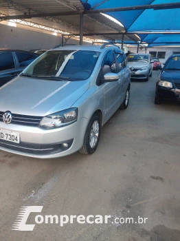 Volkswagen SPACEFOX 1.6 MSI Trendline 8V 4 portas