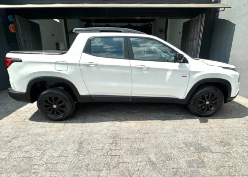 TORO 2.0 16V Turbo Freedom