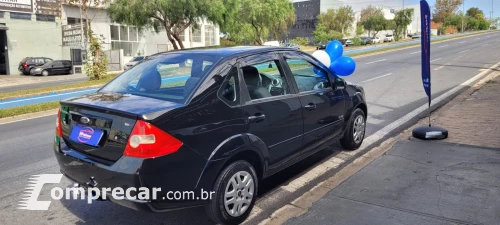 FORD FIESTA 1.6 MPI Class Sedan 8V 4 portas