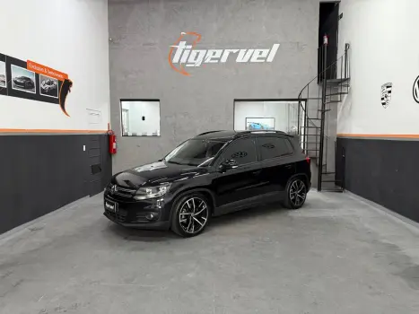 Volkswagen Tiguan 1.4 Tsi 16V Turbo Gasolina 4P Dsg 4 portas