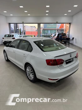 JETTA 2.0 TSI Highline 211cv