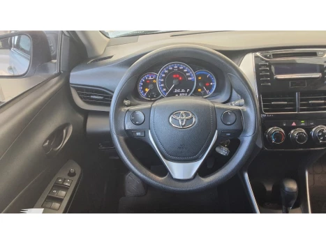 YARIS 1.5 16V FLEX SEDAN XL LIVE MULTIDRIVE