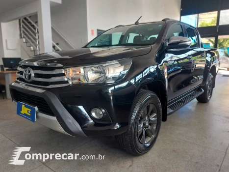 Toyota HILUX 2.8 D-4d Turbo CD SRV 4X4 4 portas
