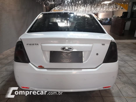 FIESTA 1.6 Rocam SE Sedan 8V