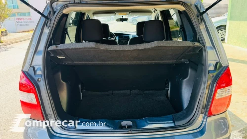 LIVINA 1.6 S 16V