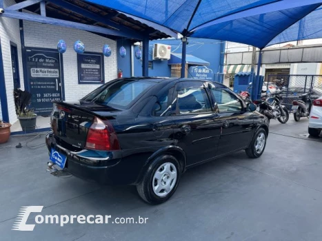 CORSA SEDAN - 1.4 MPFI PREMIUM SEDAN 8V 4P MANUAL