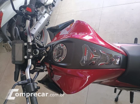 CB 300 F TWISTER