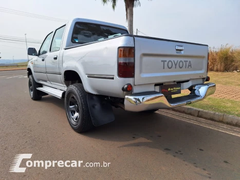 HILUX 3.0 SRV 4X2 CD 8V