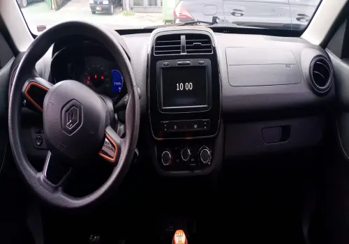 Kwid Outsider 1.0