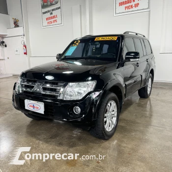 Mitsubishi Pajero HPE Full 3.8 V6 250cv 5p Aut. 4 portas