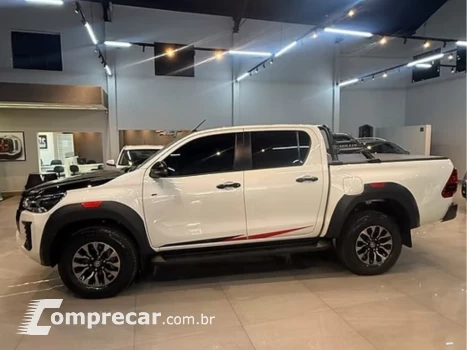 HILUX 2.8 D-4D TURBO DIESEL CD GR-S 4X4 AUTOMÁTICO