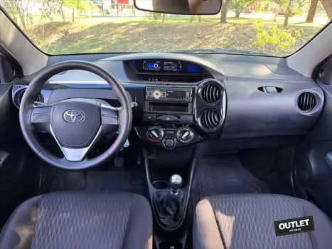 ETIOS 1.3 X 16V FLEX 4P MANUAL