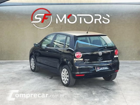 POLO - 1.6 MI 8V 4P MANUAL