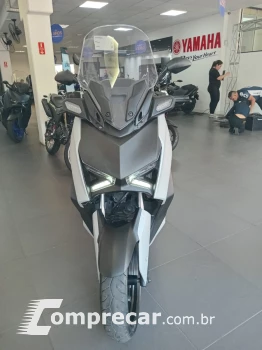 XMAX 250 CONNECTED
