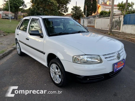 Volkswagen GOL 1.0 8V 4 portas