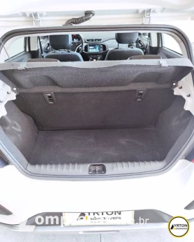 Onix Hatch 1.4 4P FLEX ACTIV AUTOMÁTICO