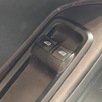 Ka 1.5 Sedan SE 12V Flex 4p Mec.