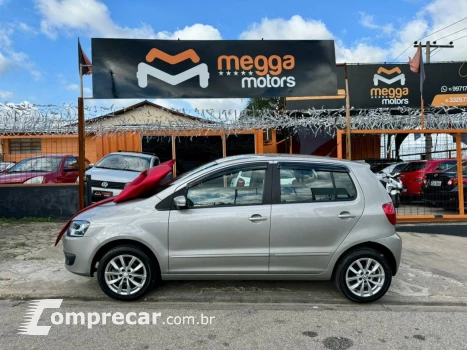 Volkswagen FOX 1.6 MI Trendline 8V 4 portas