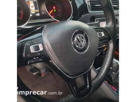 JETTA 2.0 TSI HIGHLINE 211CV GASOLINA 4P TIPTRONIC