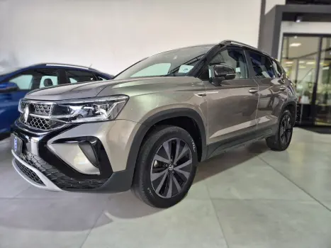 TAOS 1.4 250 TSI Highline