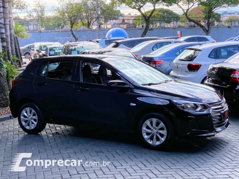 CHEVROLET ONIX 1.0 LT 4 portas