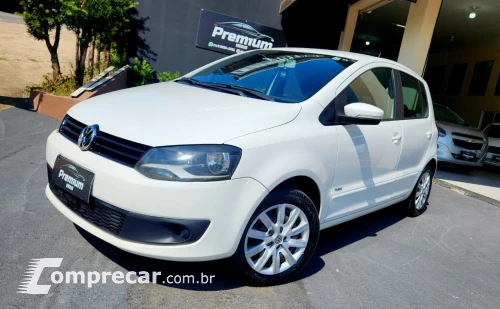 Volkswagen FOX 1.6 MI 8V 4 portas