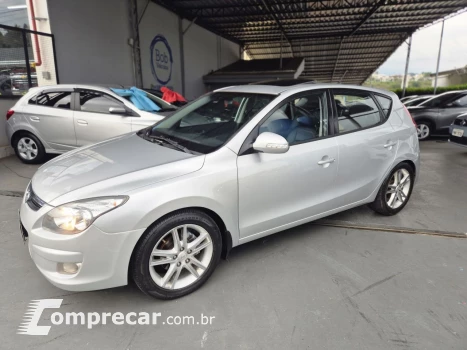 Hyundai i30 2.0 16V 145cv 5p Aut. 4 portas