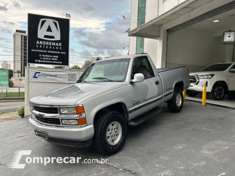 CHEVROLET Silverado 4.1 4X2 Cs 18V Diesel 2P Manual 2 portas