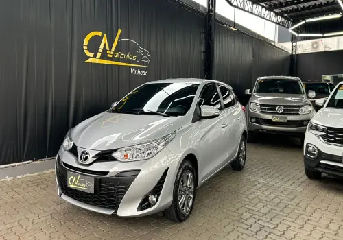 Toyota YARIS 1.5 16V XL Plus Connect 4 portas