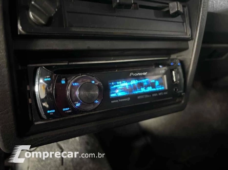 VOYAGE 1.8 GL 8V ÁLCOOL 2P MANUAL