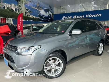 Mitsubishi OUTLANDER 2.0 16V GASOLINA 4P AUTOMÁTICO 4 portas