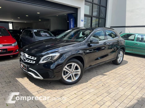 Mercedes-Benz GLA 200 1.6 CGI Style 16V Turbo 4 portas