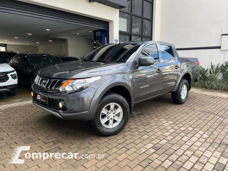 Mitsubishi L200 TRITON 2.4 16V Turbo Sport GLS CD 4X4 4 portas