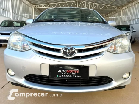 Etios Hatch 1.5 XLS