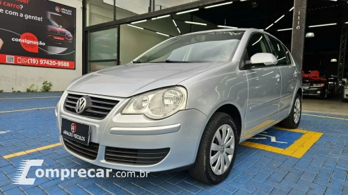 Volkswagen Polo Sedan I MOTION  1.6 Total Flex  4p 4 portas