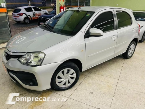 Toyota ETIOS HB XS 15 MT 4 portas