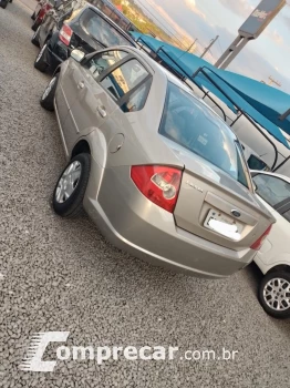 Fiesta Sedan 1.6 4P FLEX