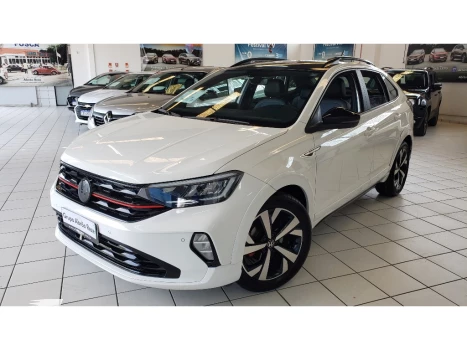 Volkswagen NIVUS 1.0 200 TSI TOTAL FLEX HIGHLINE AUTOMÁTICO 4 portas