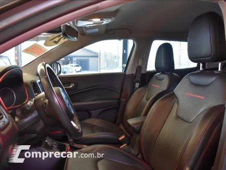 COMPASS 2.0 16V DIESEL TRAILHAWK 4X4 AUTOMÁTICO