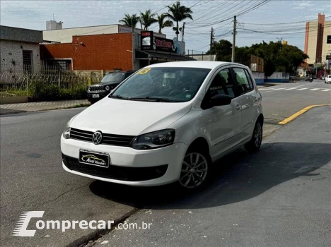 Volkswagen FOX 1.6 MI I-motion 8V 4 portas