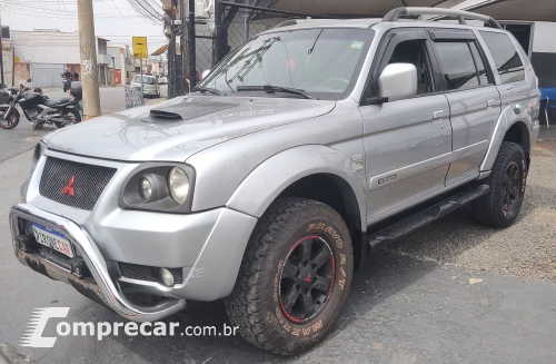 Mitsubishi PAJERO 2.5 Sport 4X4 8V Turbo Intercooler 4 portas