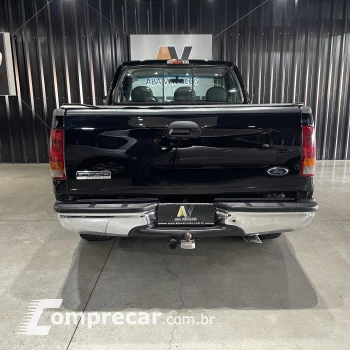 F-250 4.2 XLT 4X2 CS V6