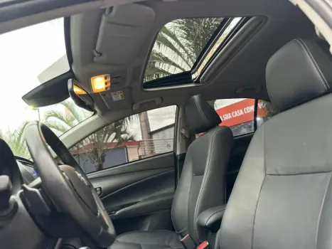 YARIS 1.5 16V FLEX SEDAN XLS CONNECT MULTIDRIVE