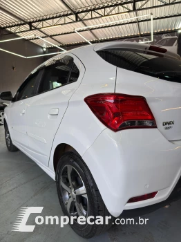 ONIX 1.4 MPFI LTZ 8V