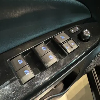 YARIS XLS Connect Sed. 1.5 Flex 16V Aut.