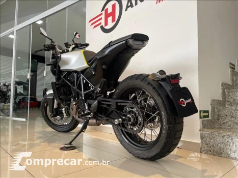 VITPILEN 701
