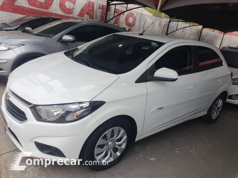 CHEVROLET Onix 1.4 Mpfi Lt 8V Flex 4P Automático 4 portas