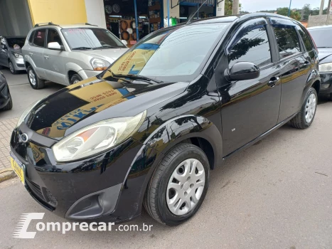 FORD FIESTA 1.6 Rocam 8V 4 portas